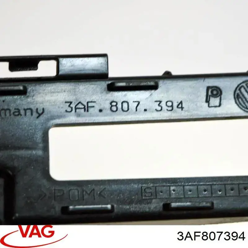 Compre 3AF807394 VAG Guia direita do pára-choque traseiro
