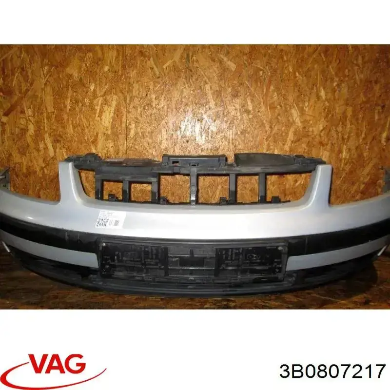 Compre 3B0807217 VAG Pára-choque dianteiro