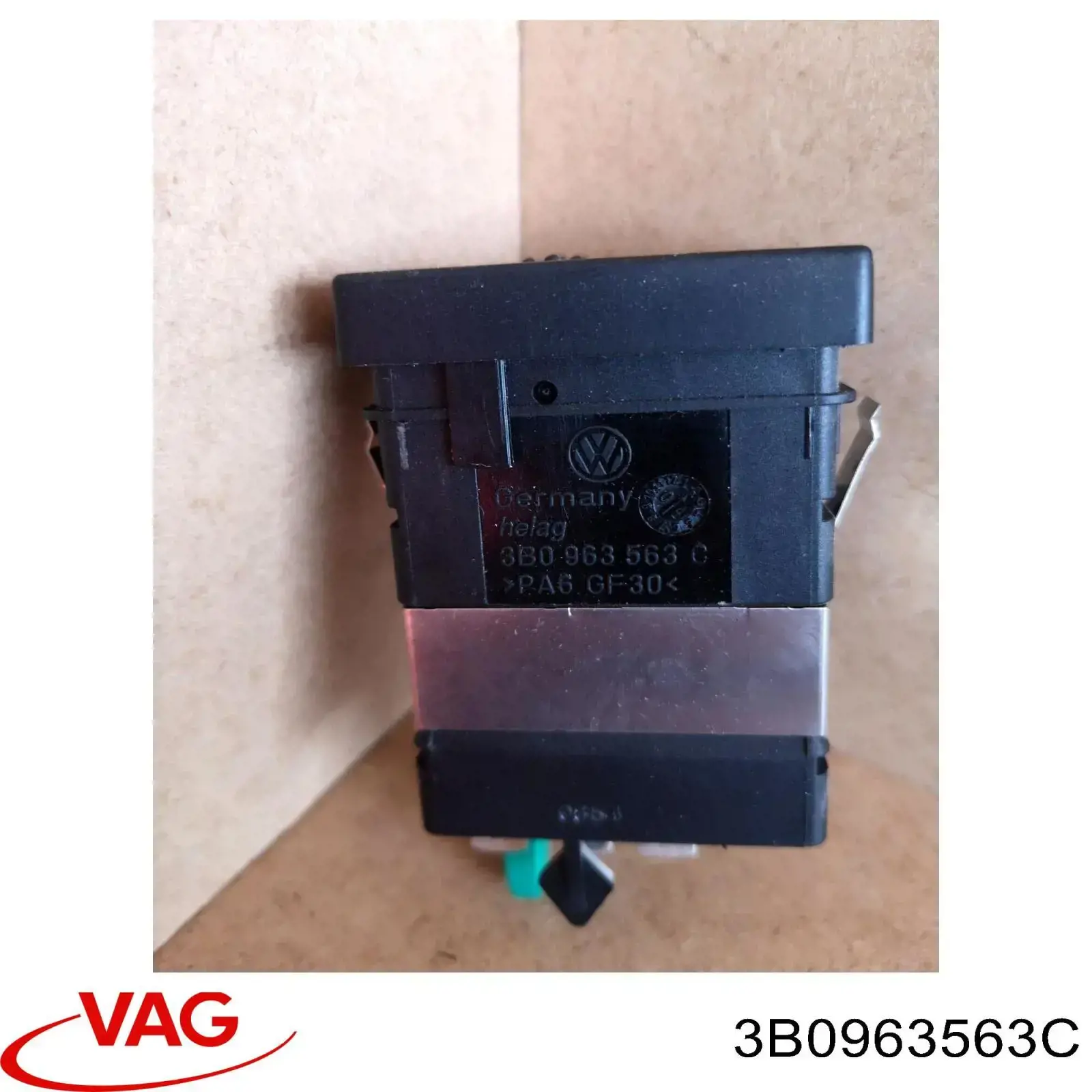 3B0963563A VAG Botão de ativação de aquecimento do assento