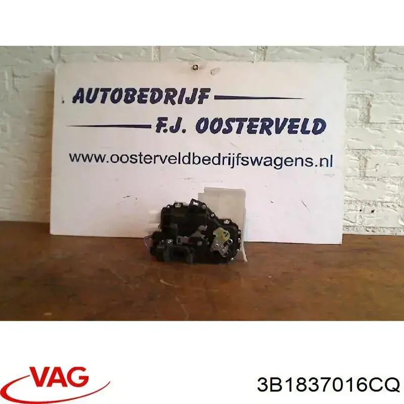 Compre 3B1837016CQ VAG Fecho da porta dianteira direita