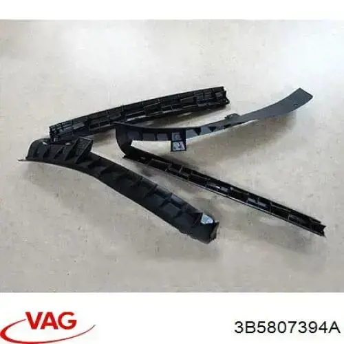 Guia direita do pára-choque traseiro VAG 3B5807394A preço, a partir de  