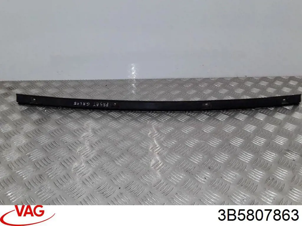Consola esquerda do pára-choque traseiro VAG 3B5807863 preço, a partir de 24,04 USD