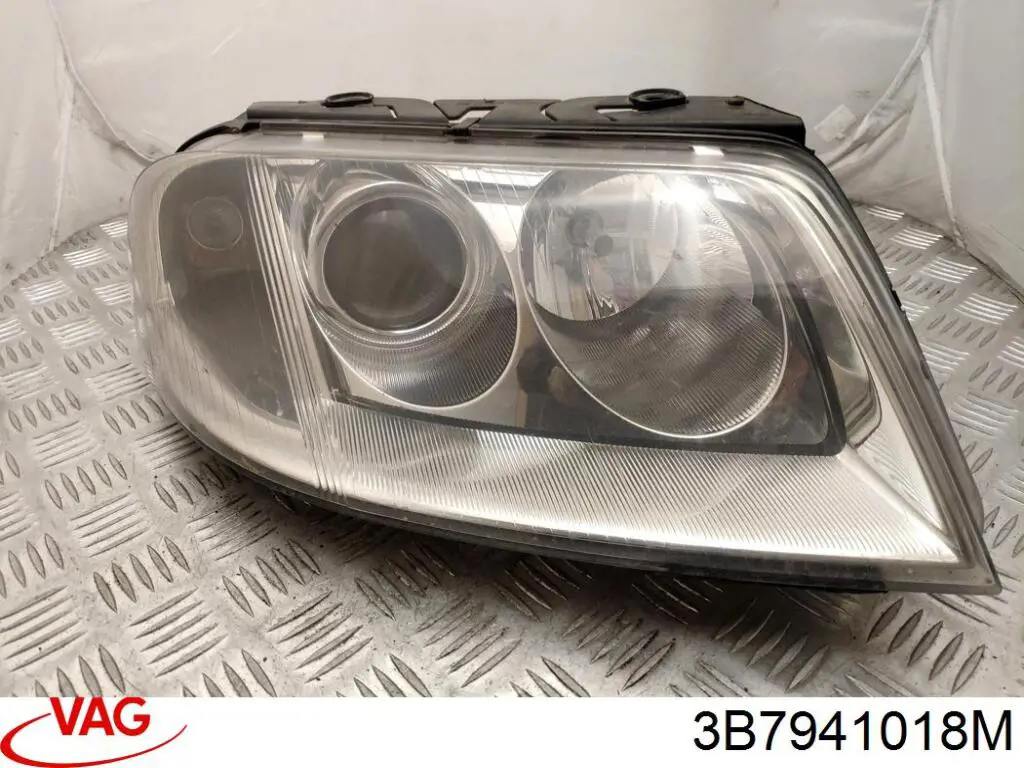 Compre 3B7941018M VAG Luz direita