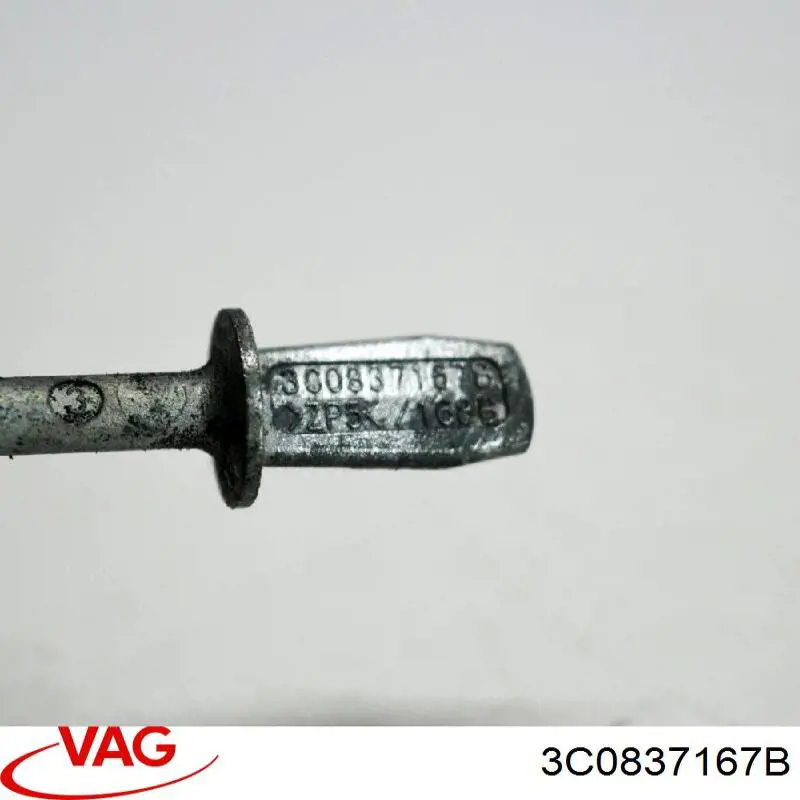 Trinco de fecho da porta dianteira esquerda 3C0837167B VAG