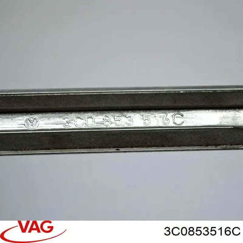 Compre 3C0853516C VAG Moldura da porta dianteira direita superior
