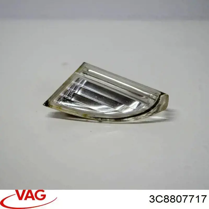 Retrorrefletor (refletor) do pára-choque dianteiro esquerdo VAG 3C8807717 preço, a partir de 13,96 USD
