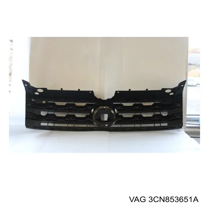 Grelha do radiador VAG 3CN853651A preço, a partir de 157,71 USD
