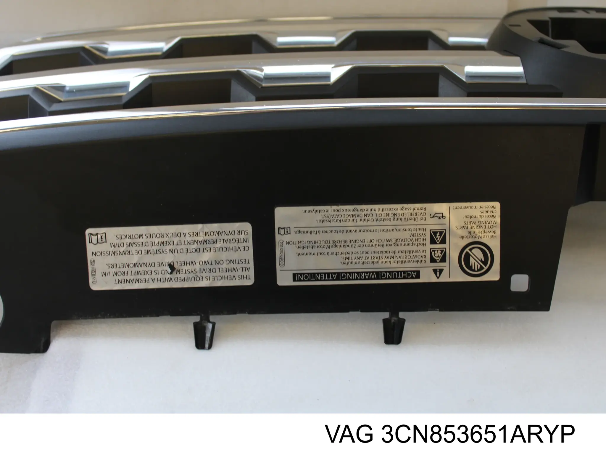 Grelha do radiador VAG 3CN853651ARYP preço, a partir de 157,71 USD