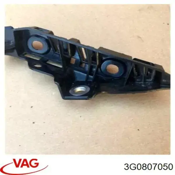 Guia do pára-choque dianteiro direito VAG 3G0807050 preço, a partir de 11,03 USD