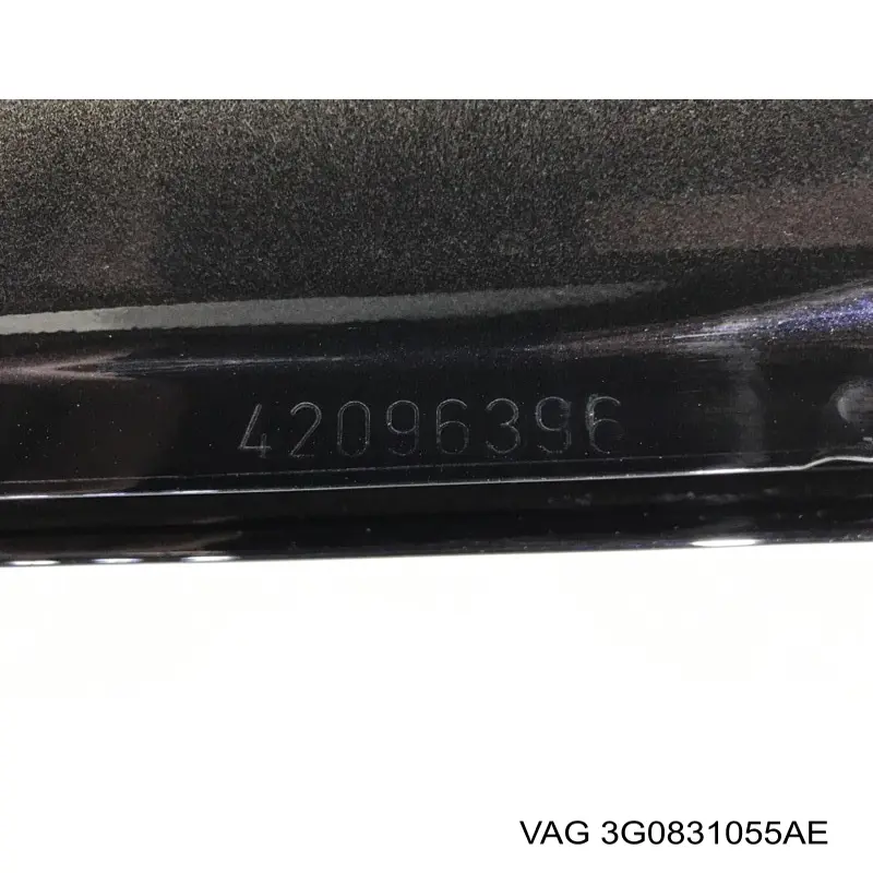 Porta dianteira esquerda VAG 3G0831055AE preço, a partir de 898,95 USD