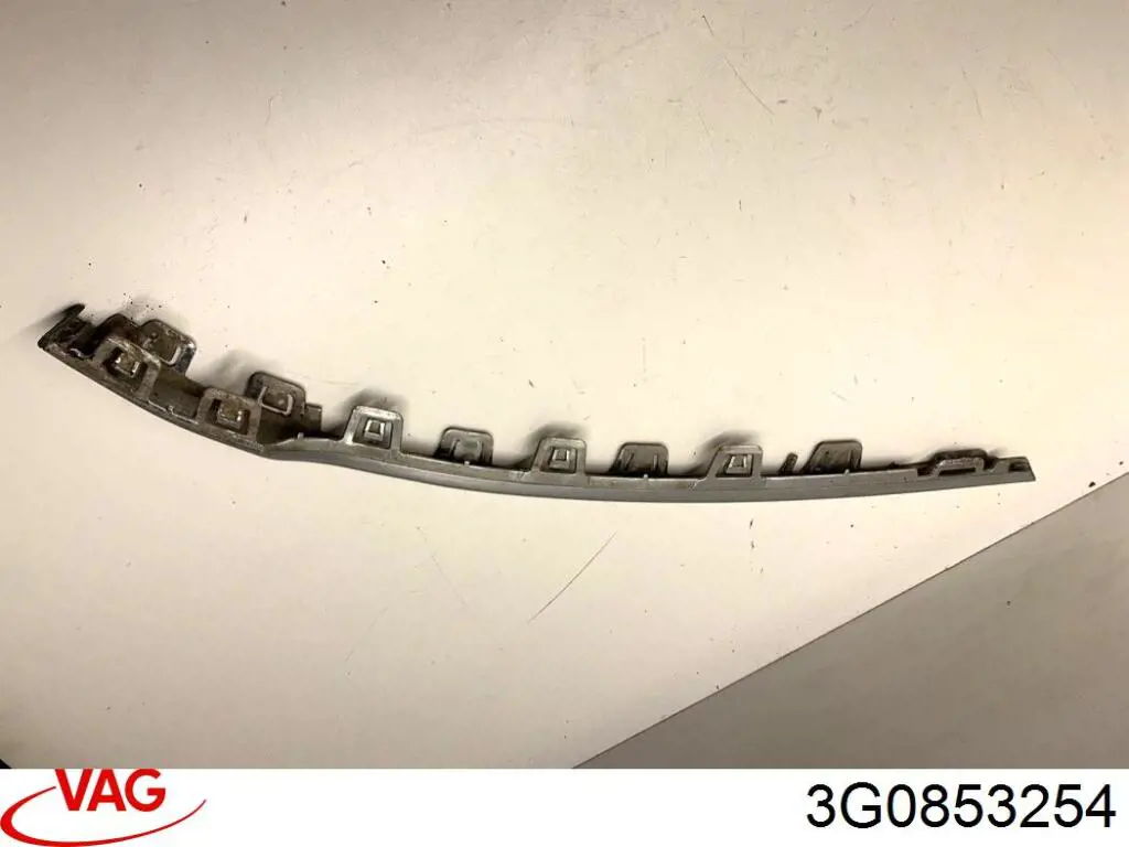 Moldura direita do pára-choque dianteiro VAG 3G0853254 preço, a partir de 29,53 USD