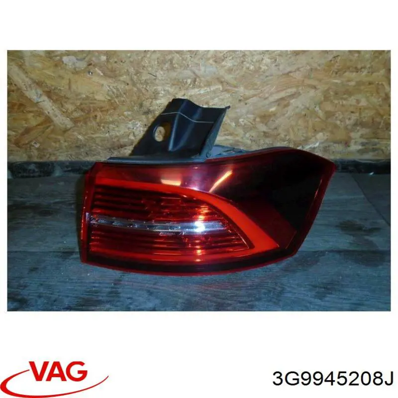 3G9945208J VAG Lanterna traseira direita externa