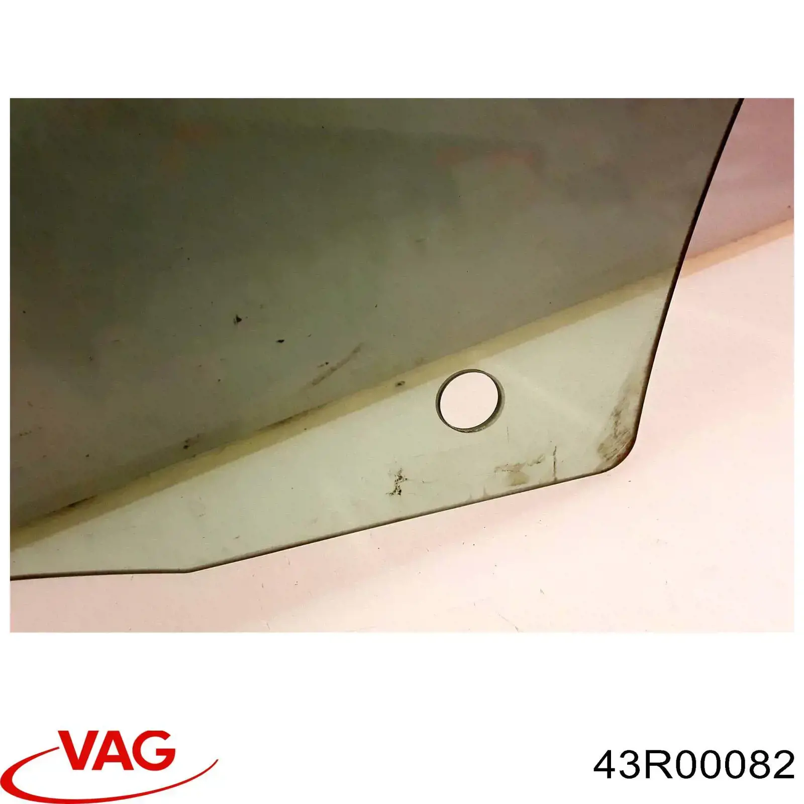 43R00082 VAG Vidro da porta dianteira direita