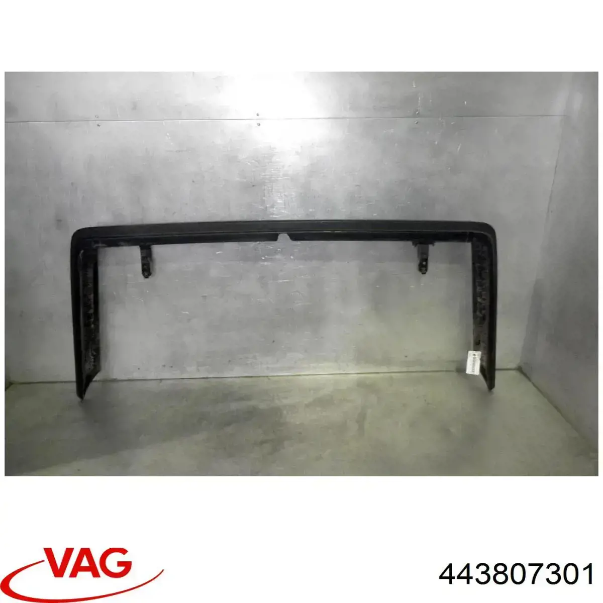 Pára-choque traseiro Audi 100 C3 44, 44Q