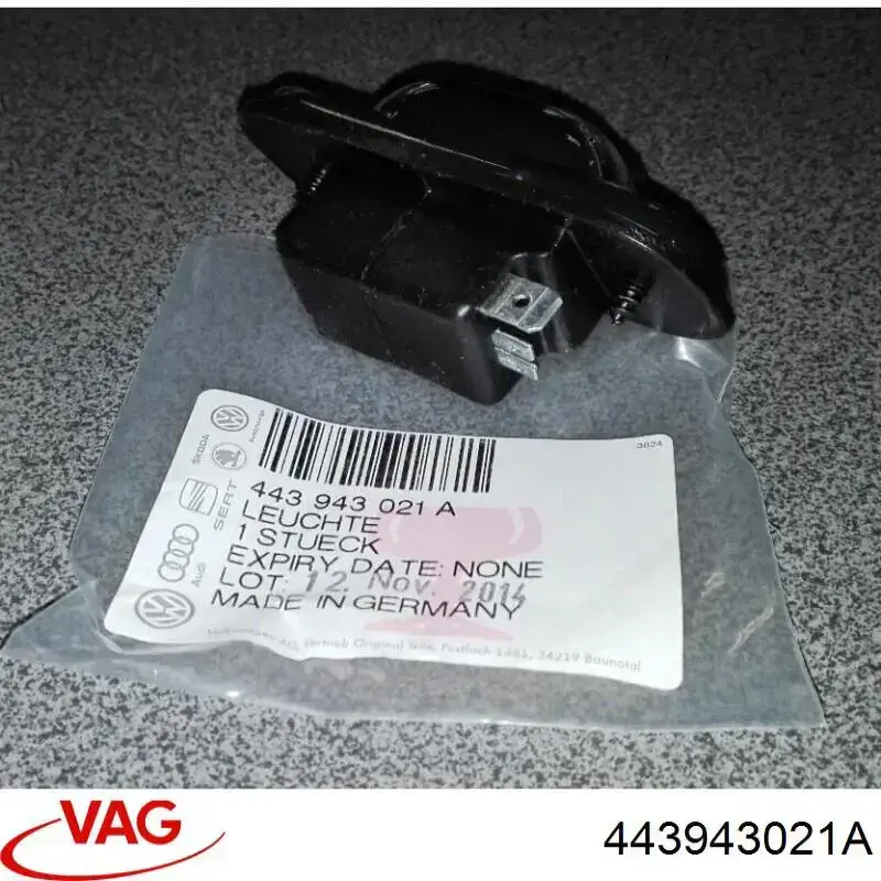 Lanterna da luz de fundo de matrícula traseira VAG 443943021A preço, a partir de 32,40 USD