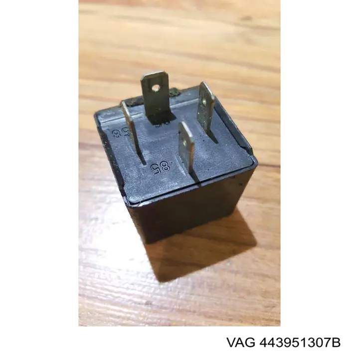  VAG 443951307B preço, a partir de 71,23 USD