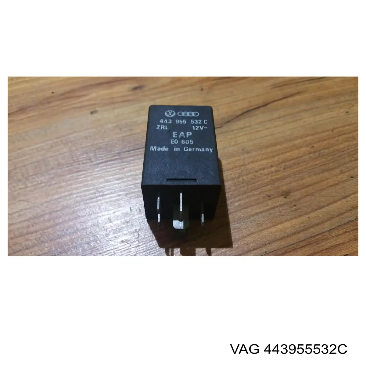 Compre 443955532C VAG Regulador de revoluções de ventilador de esfriamento (unidade de controlo)