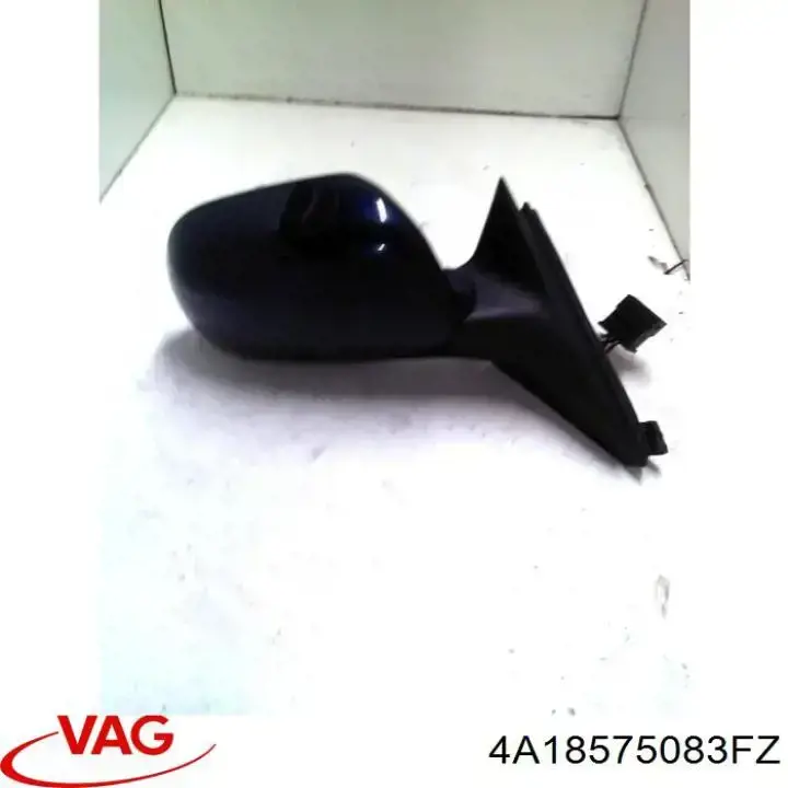 Compre 4A18575083FZ VAG Placa sobreposta (tampa) do espelho de retrovisão direito