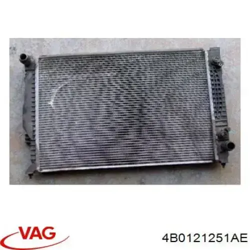 Compre 4B0121251AE VAG Radiador de esfriamento de motor