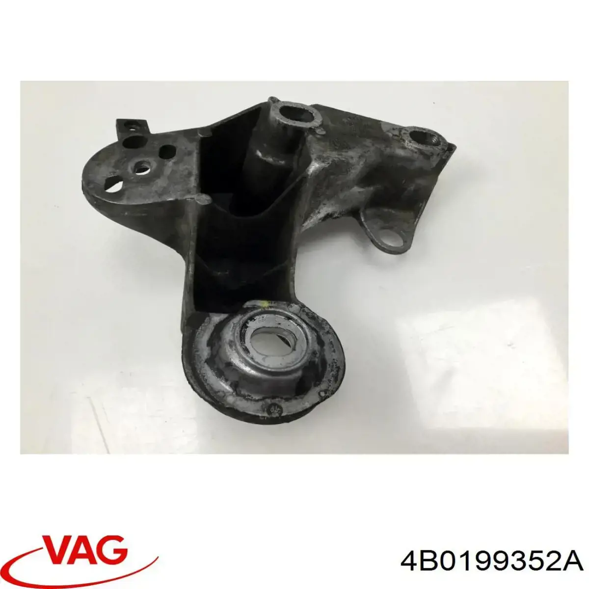 4B0199352A VAG Consola de coxim (apoio) direita de motor