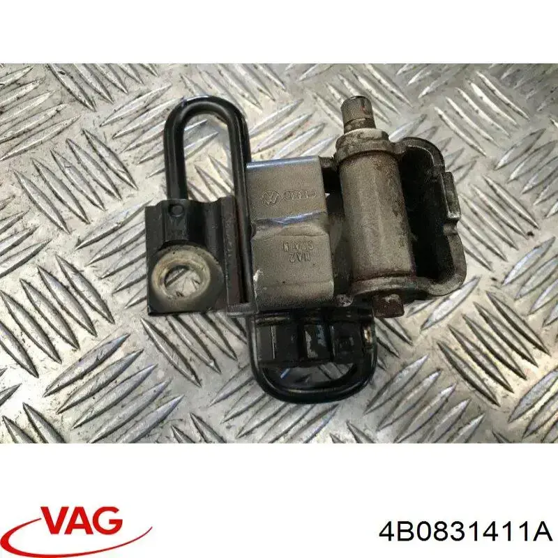 Gozno da porta dianteira esquerda VAG 4B0831411A preço, a partir de 76,75 USD