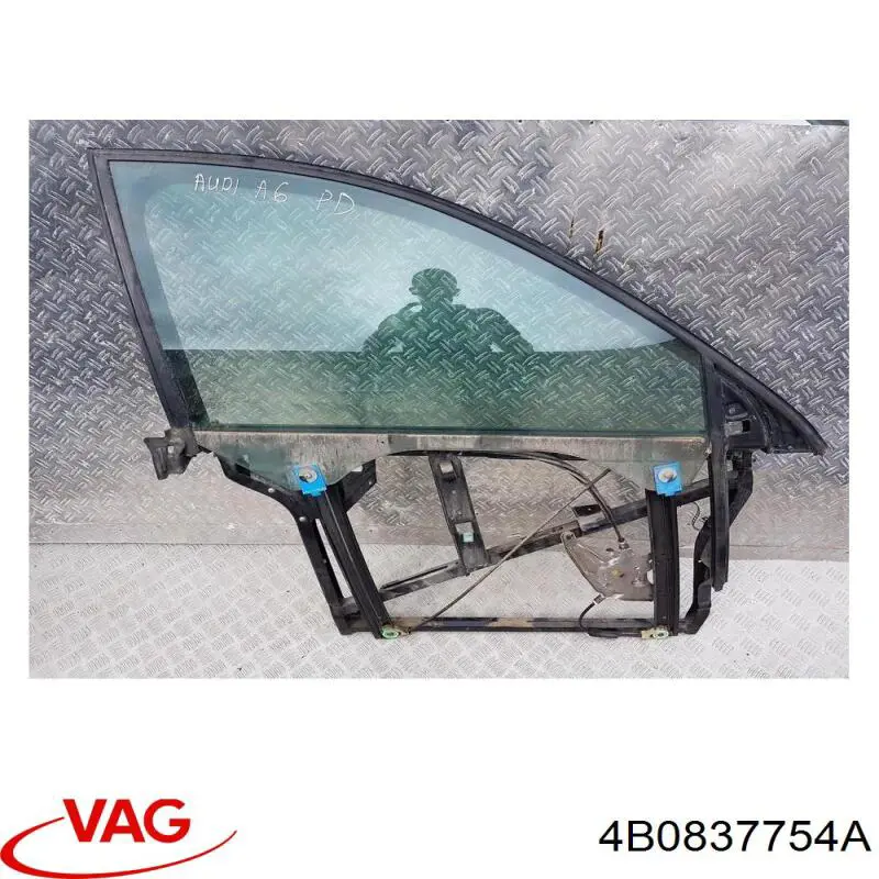 4B0837754A VAG Chassi da porta dianteira direita