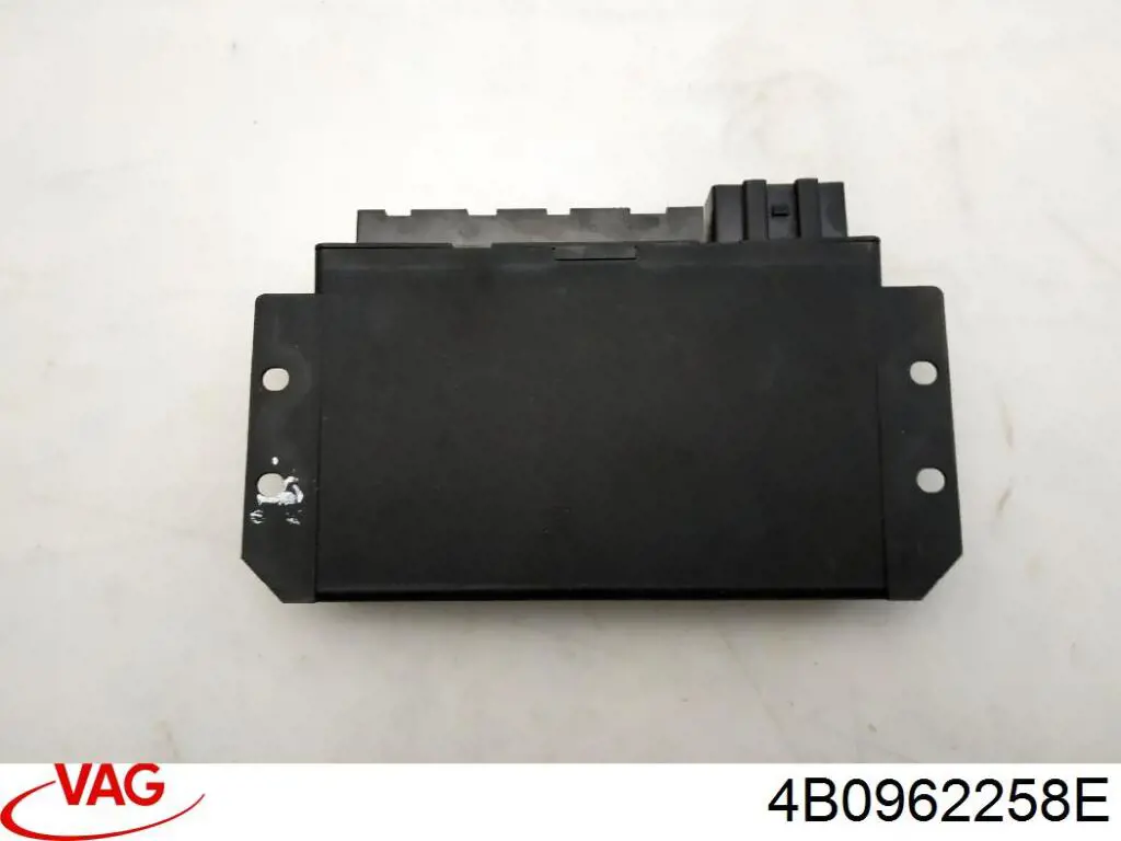 Unidade de controlo do fecho central VAG 4B0962258E preço, a partir de 93,64 USD