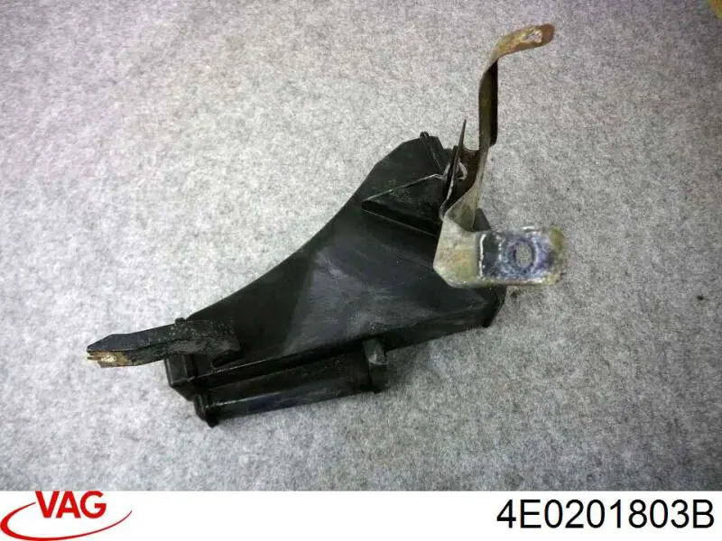 Adsorvedor dos vapores de combustível Audi A8 D3 4E2, 4E8