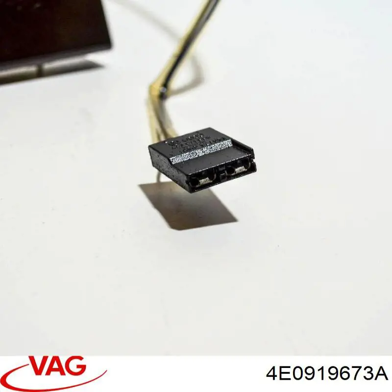 Sensor direito do nível de combustível no tanque VAG 4E0919673A preço, a partir de 214,70 USD