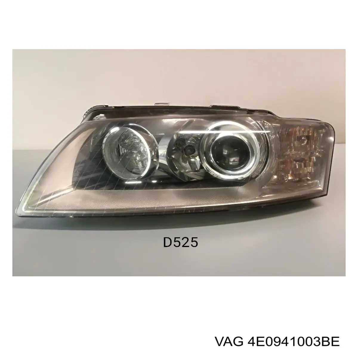 4E0941003BE VAG Luz esquerda