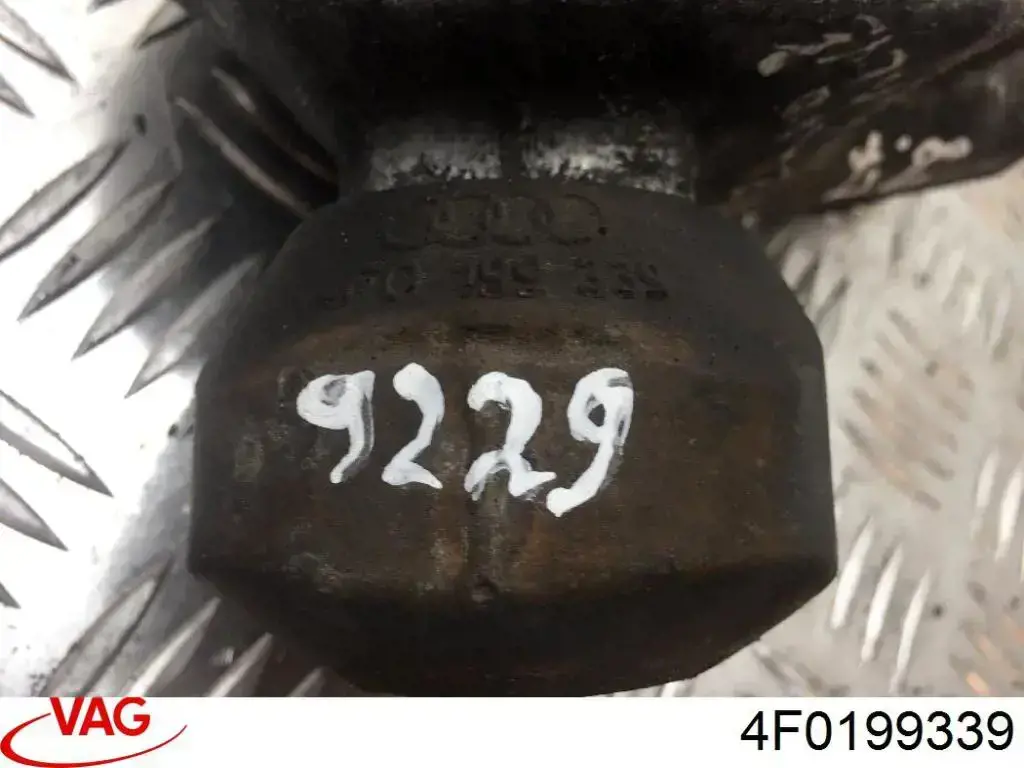 Compre 4F0199339 VAG Coxim (suporte) inferior de motor (bloco silencioso)