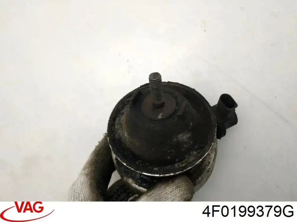4F0199379G VAG Coxim (suporte) esquerdo de motor
