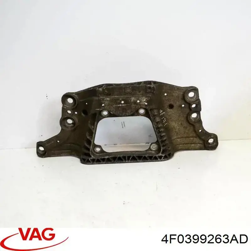 4F0399263AD VAG Viga de fixação da caixa de mudança
