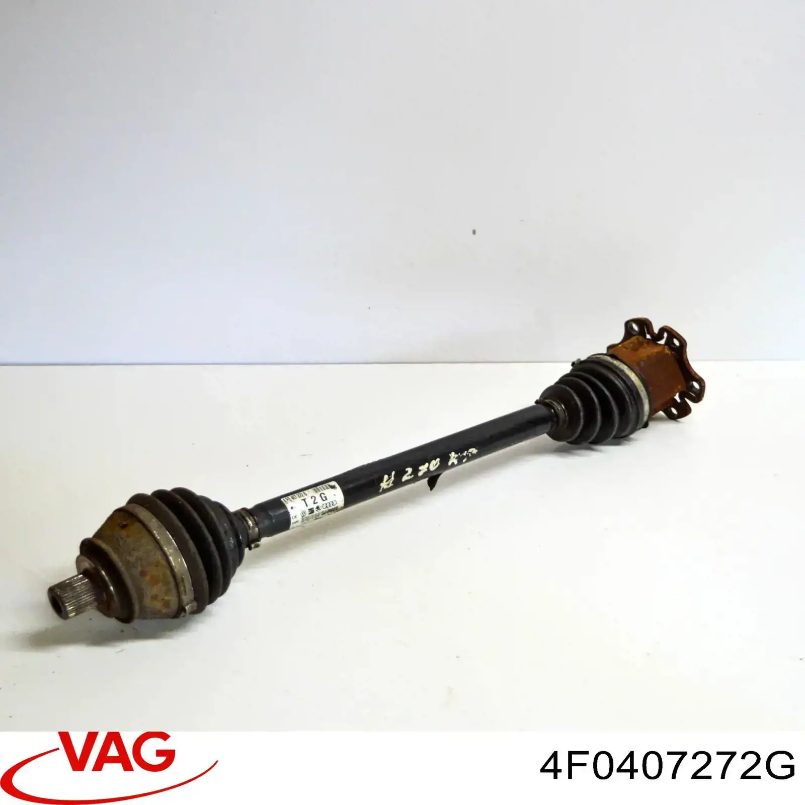 Semieixo (acionador) dianteiro direito VAG 4F0407272G preço, a partir de 90,39 USD