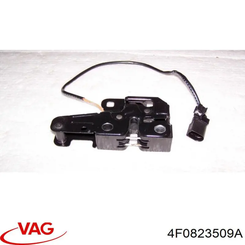 4F0823509A VAG Fecho da capota