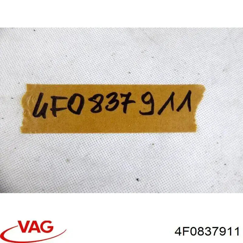 4F0837911 VAG Compactador da porta dianteira (na carroçaria)