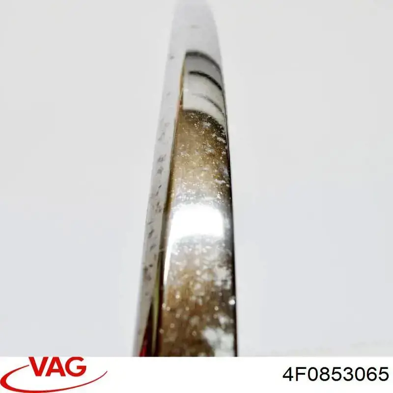 Compre 4F0853065 VAG Moldura esquerda do pára-choque dianteiro
