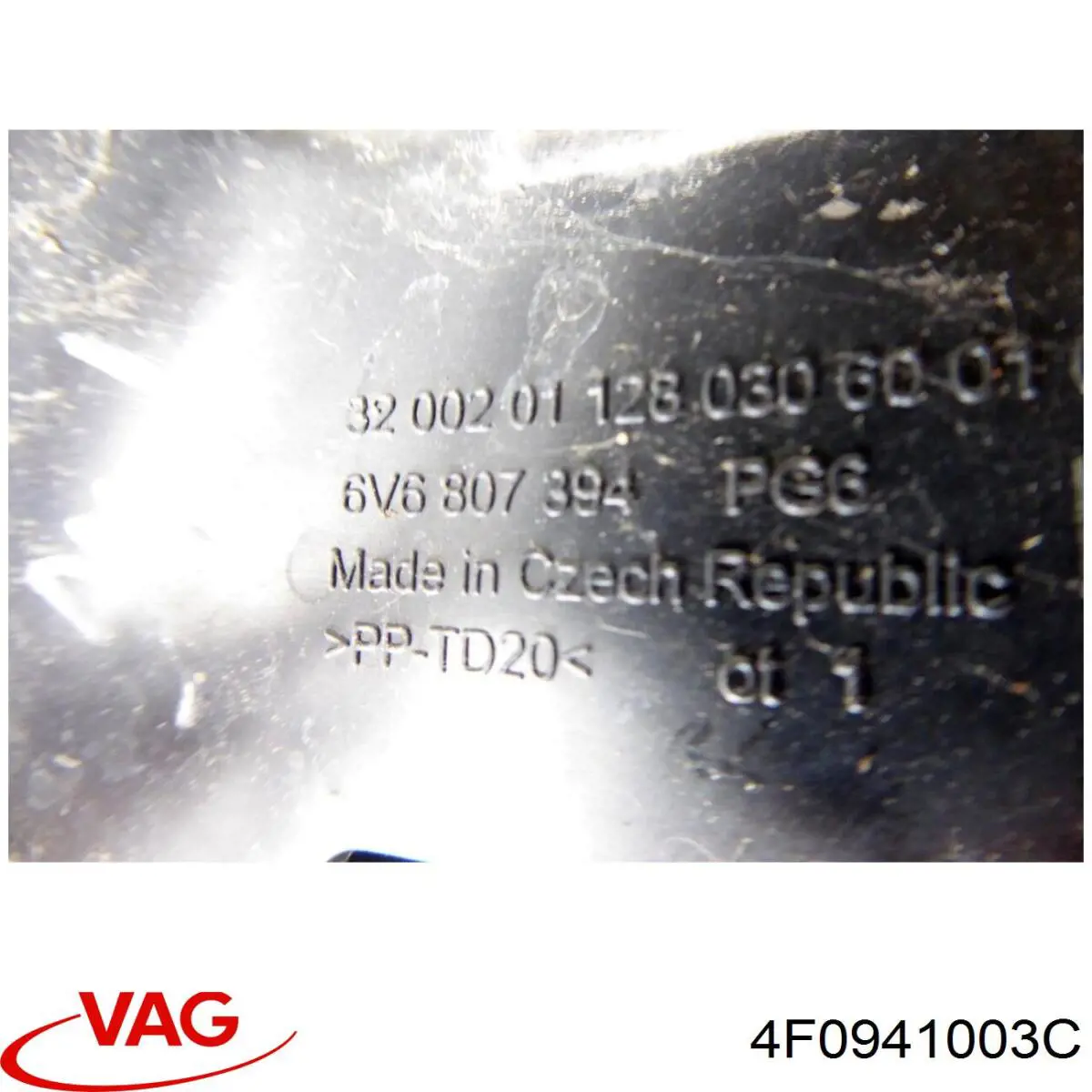 Luz esquerda VAG 4F0941003C preço, a partir de 233,25 USD