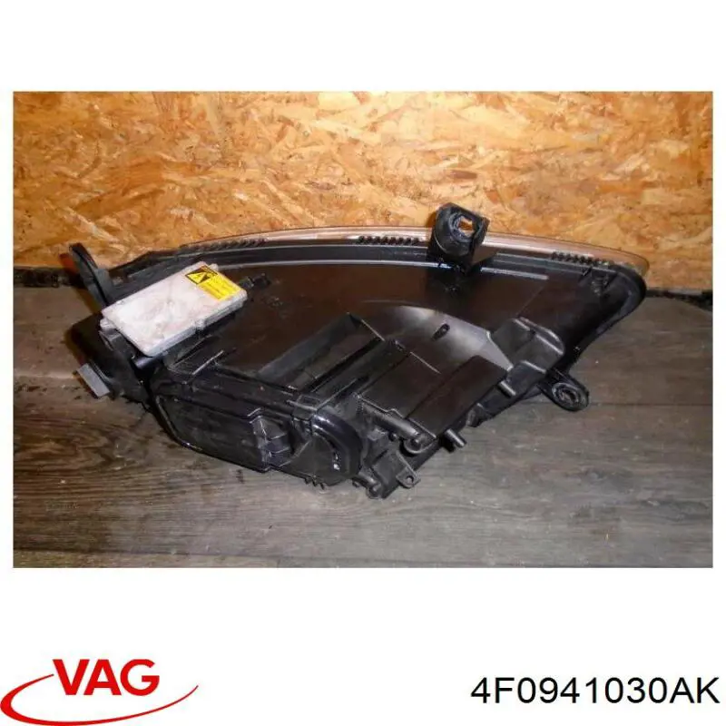 Luz direita VAG 4F0941030AK preço, a partir de 379,67 USD