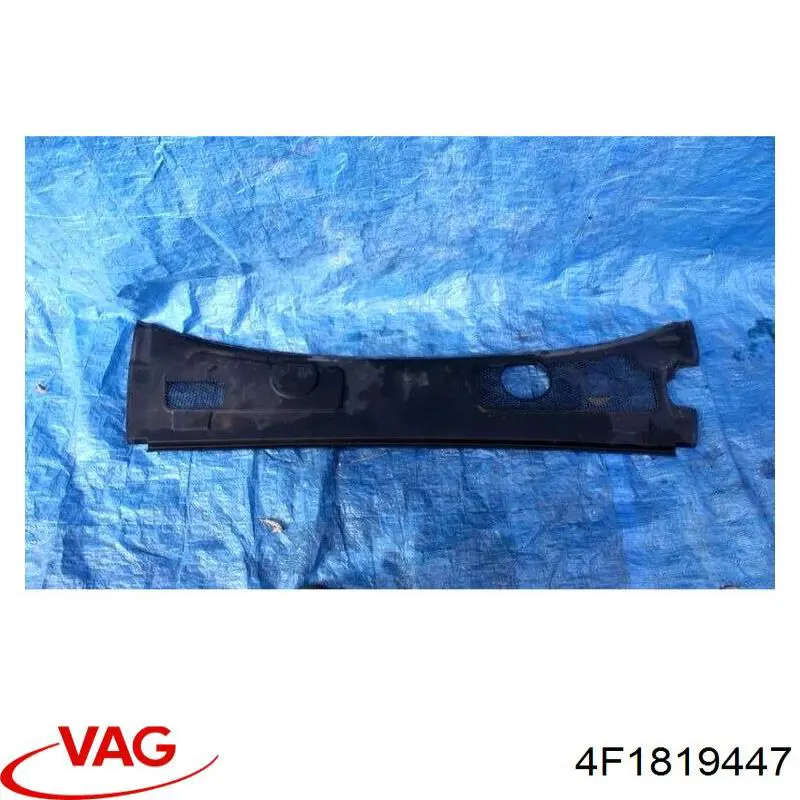 4F1819447 VAG Grelha esquerda/direita de dreno de pára-brisas