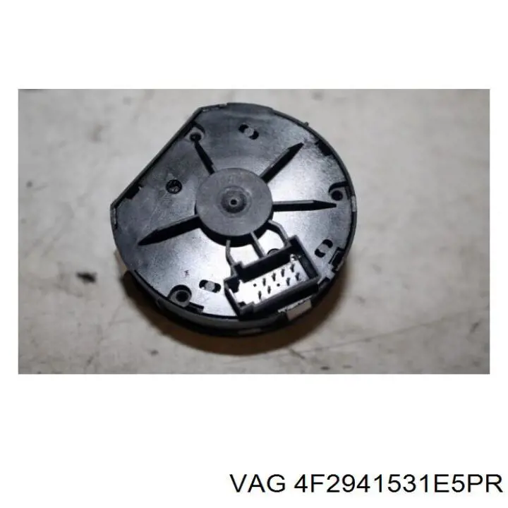 Comutador das luzes no "painel de instrumentos" VAG 4F2941531E5PR preço, a partir de 113,33 USD