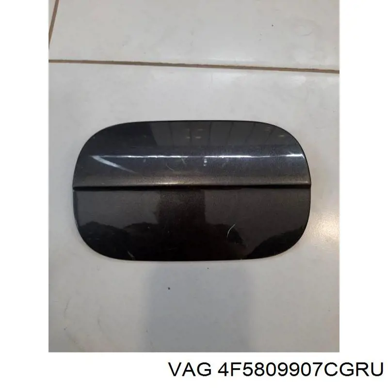 Compre 4F5809907B VAG Alcapão do tanque de combustível