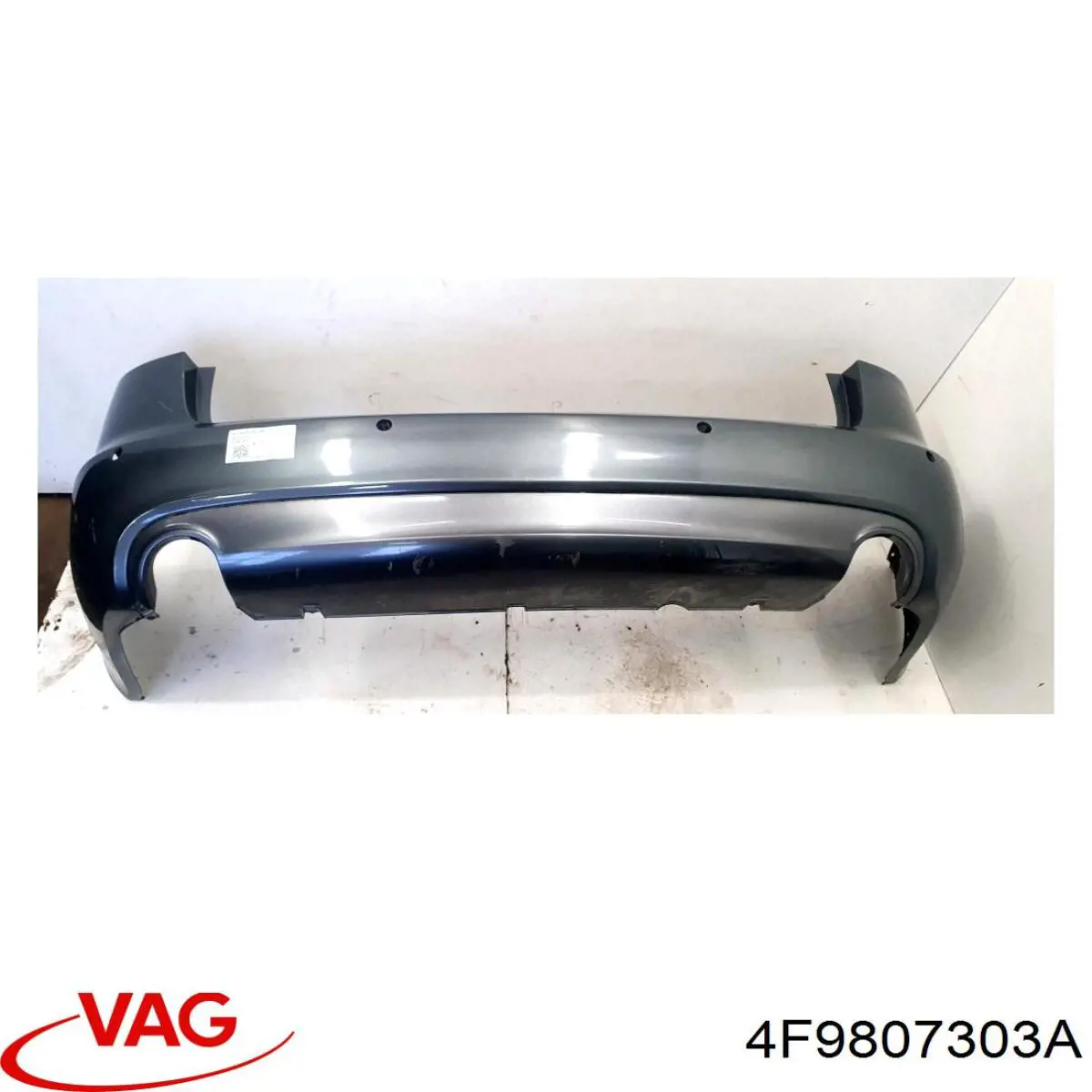 4F9807303AGRU VAG Pára-choque traseiro