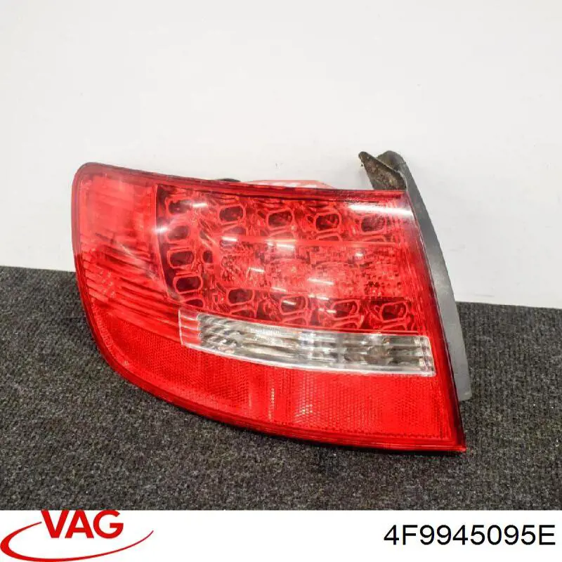 Compre 4F9945095E VAG Lanterna traseira esquerda externa