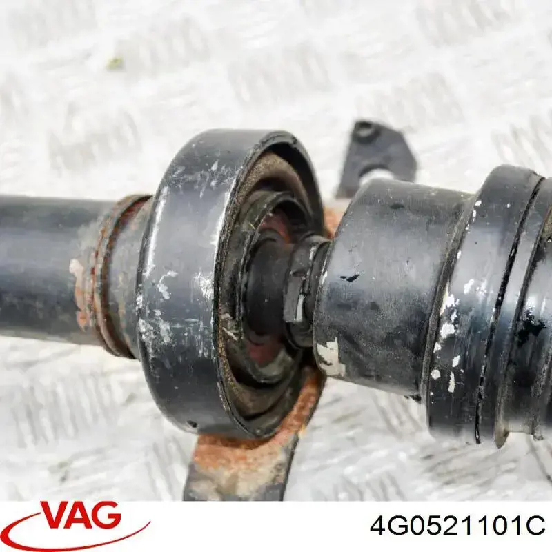 Compre 4G0521101C VAG Junta universal traseira montada