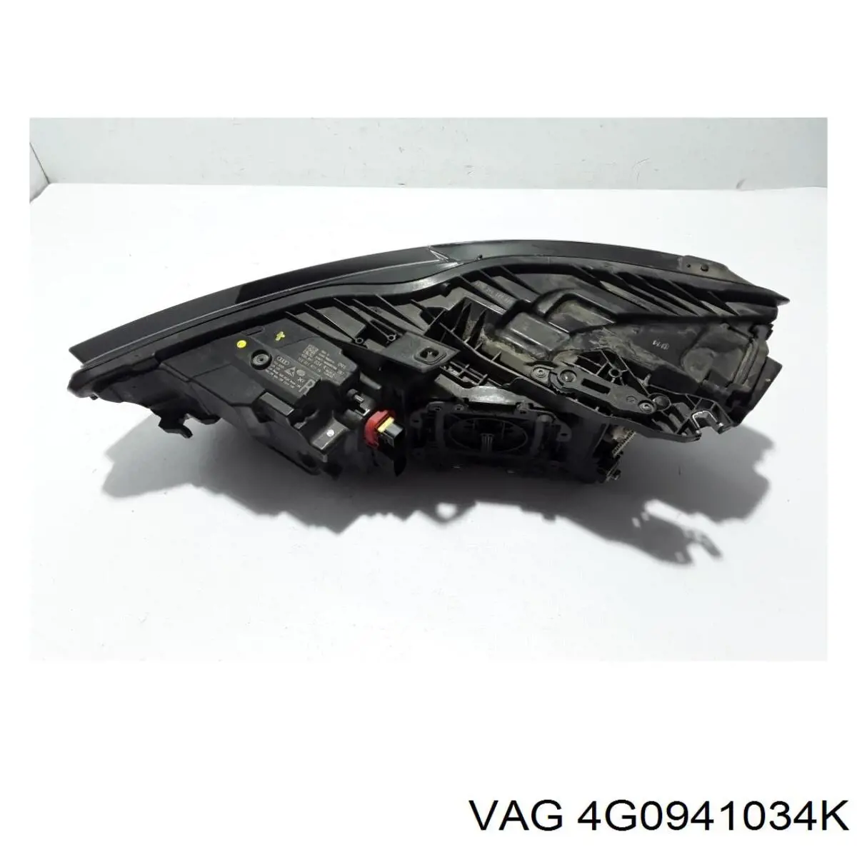 Luz direita VAG 4G0941034K preço, a partir de 834,26 USD