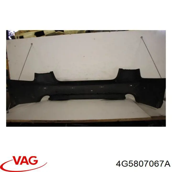 Compre 4G5807067A VAG Pára-choque traseiro