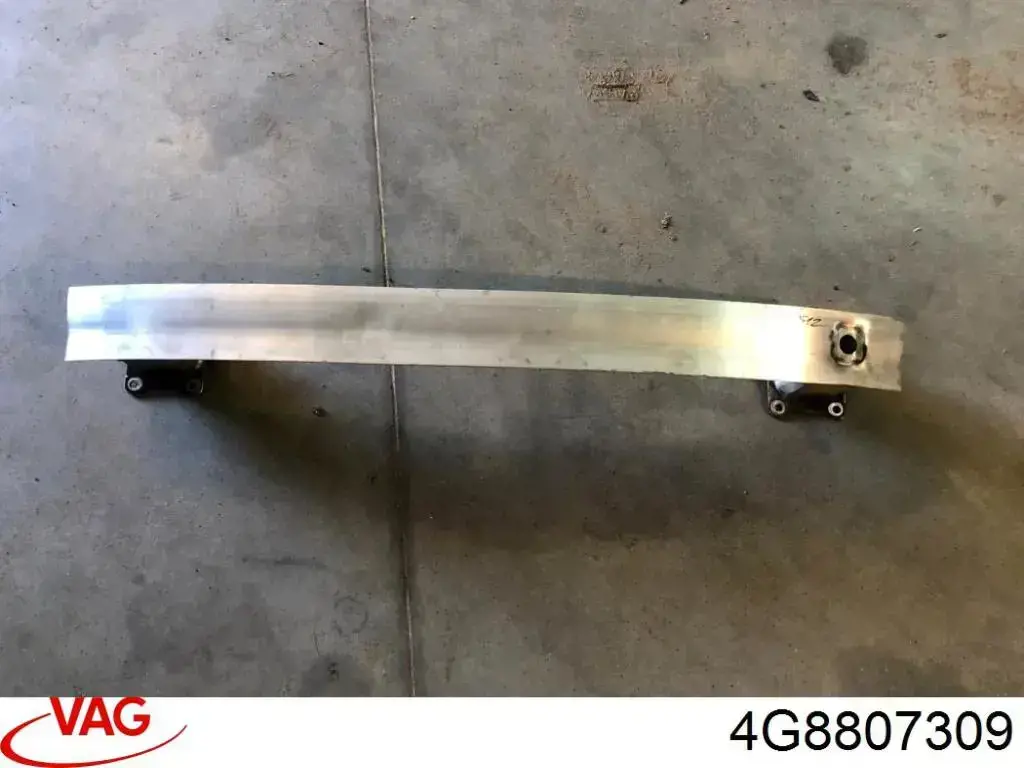 Reforçador do pára-choque traseiro Audi A7 Sportback 4GA, 4GF