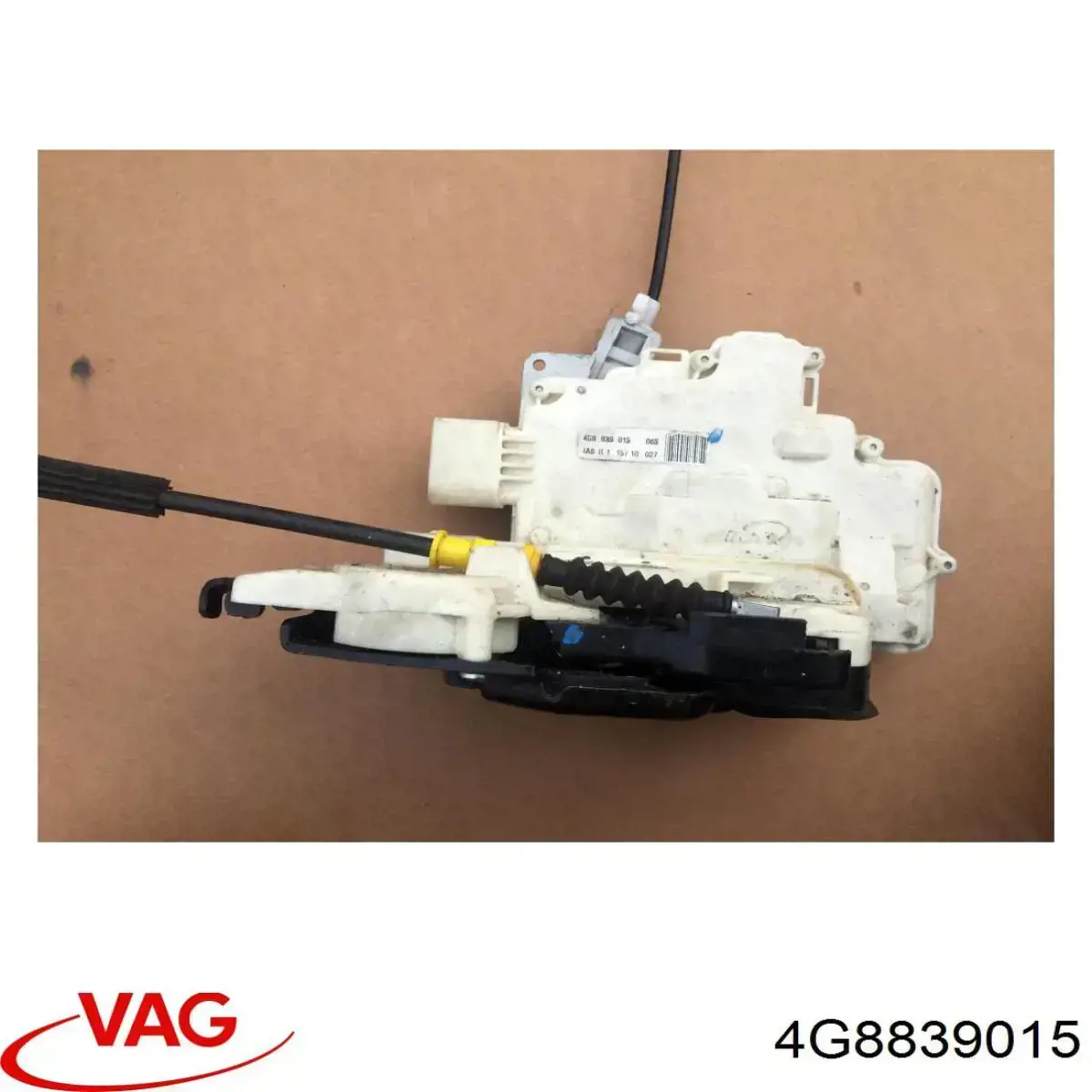Fecho da porta traseira esquerda VAG 4G8839015 preço, a partir de 100,66 USD
