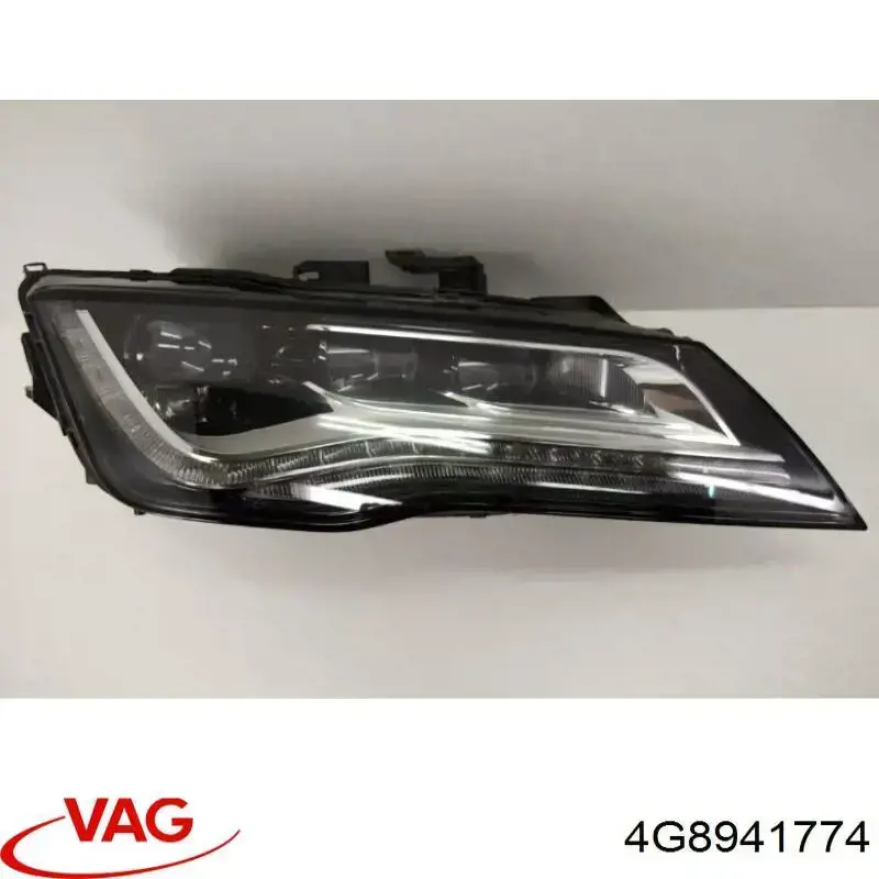 4G8941774 VAG Luz direita